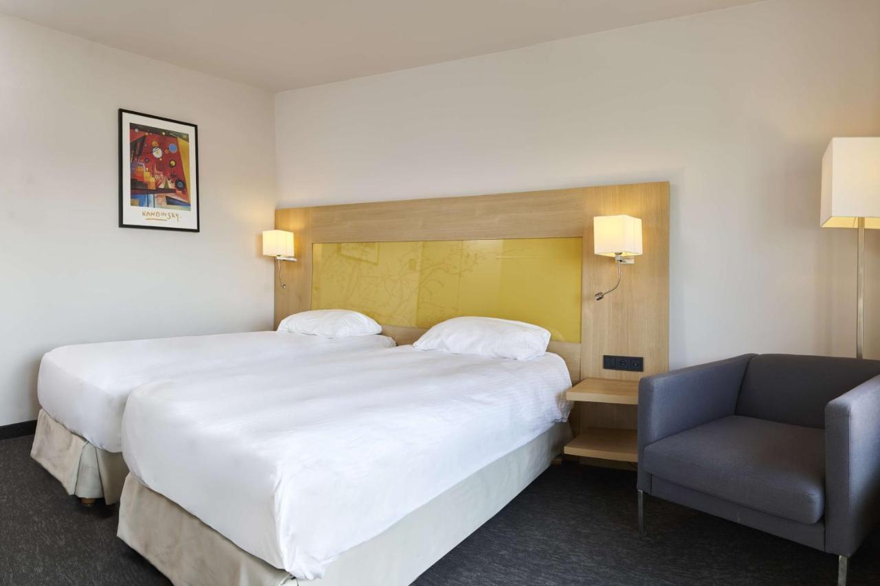 Park Inn By Radisson Liege Airport Grâce-Hollogne Екстериор снимка