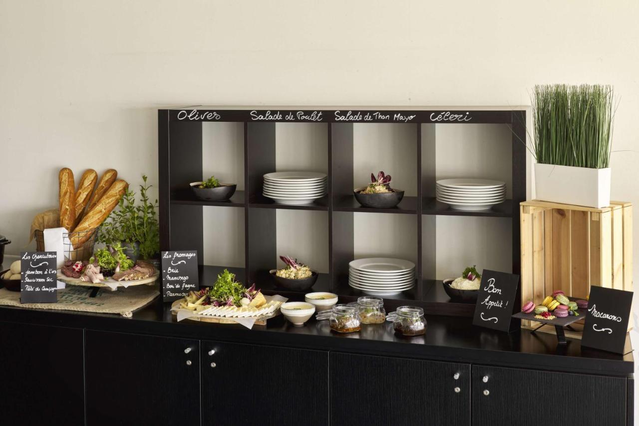 Park Inn By Radisson Liege Airport Grâce-Hollogne Екстериор снимка