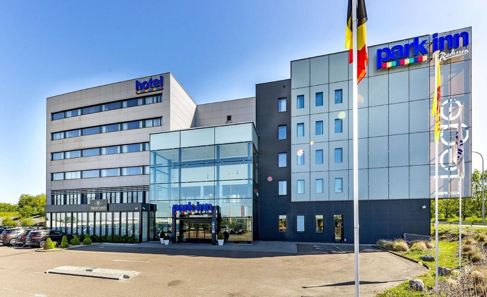 Park Inn By Radisson Liege Airport Grâce-Hollogne Екстериор снимка